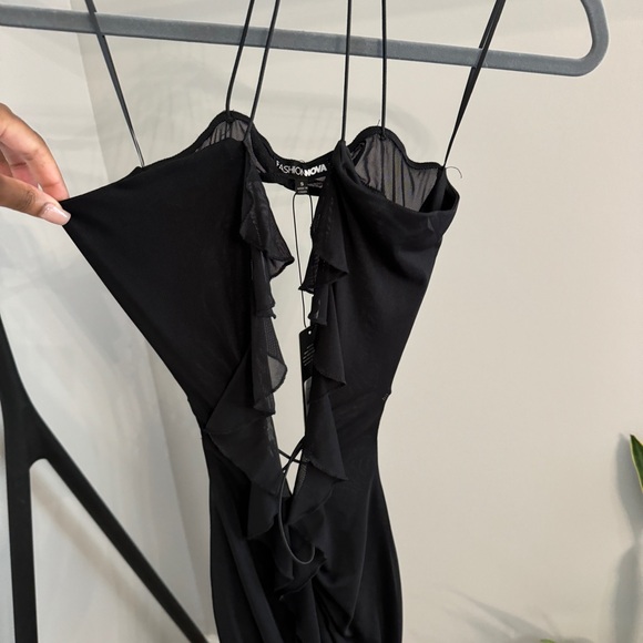 Fashion Nova Brianne Mesh Ruffle Halter Mini Dress Black Size Small NWT - Picture 2 of 8